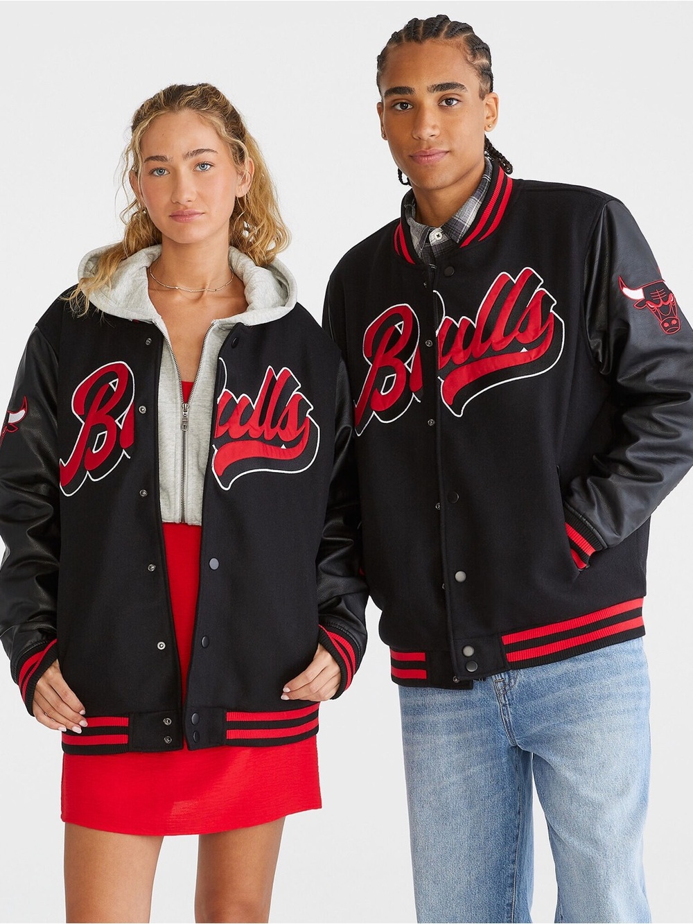 Chicago bulls varsity jacket medium black red